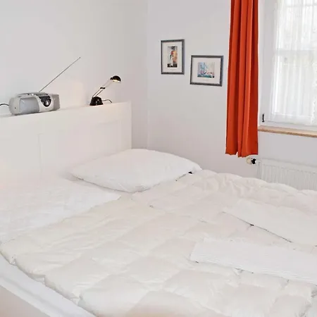 Mit Seeblick Und Sauna *