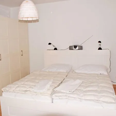 Δωμάτια σε οικογενειακή κατοικία Mit Seeblick Und Sauna