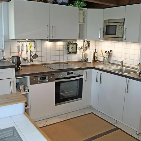 Mit Seeblick Und Sauna Δωμάτια σε οικογενειακή κατοικία *