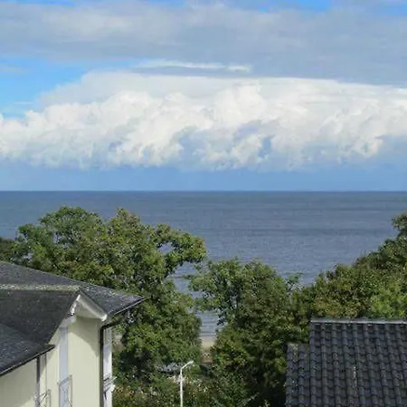 Mit Seeblick Und Sauna